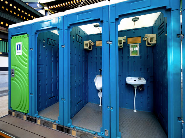 Best Construction site porta potty rental  in Sullivan, IL