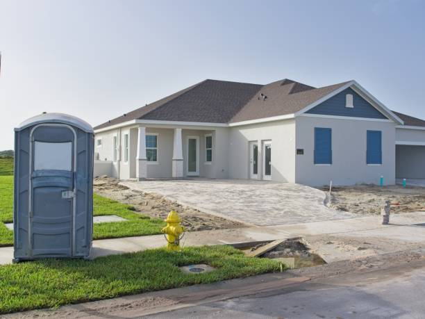 Best Portable restroom trailer rental  in Sullivan, IL